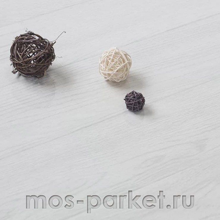 Ламинат Lamiwood Glanz 301 Дуб Шифон