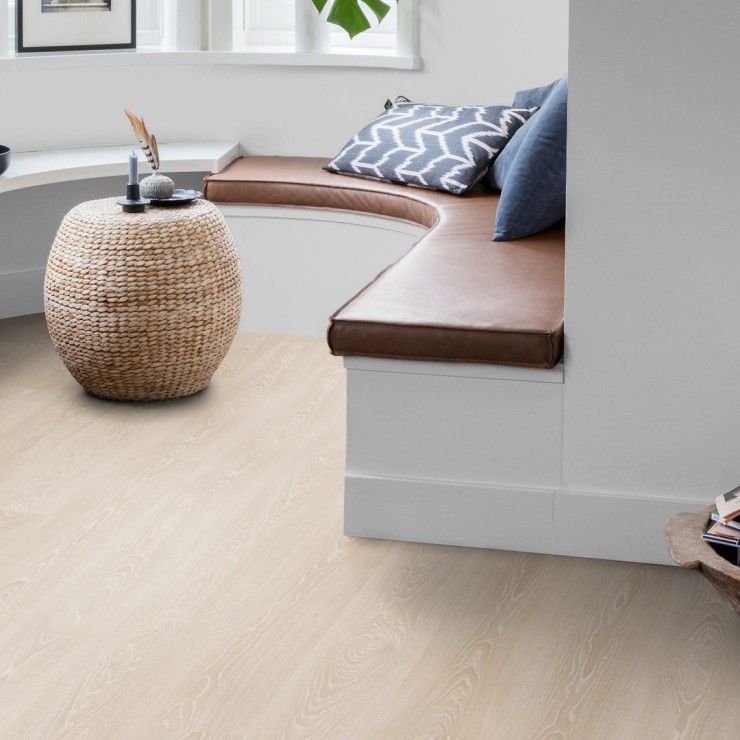Ламинат Quick-Step Classic CLH5799 Дуб морозный бежевый