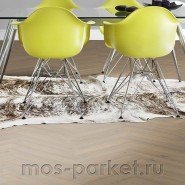 Английская елка Kahrs Herringbone Дуб CC Vintage White Lively