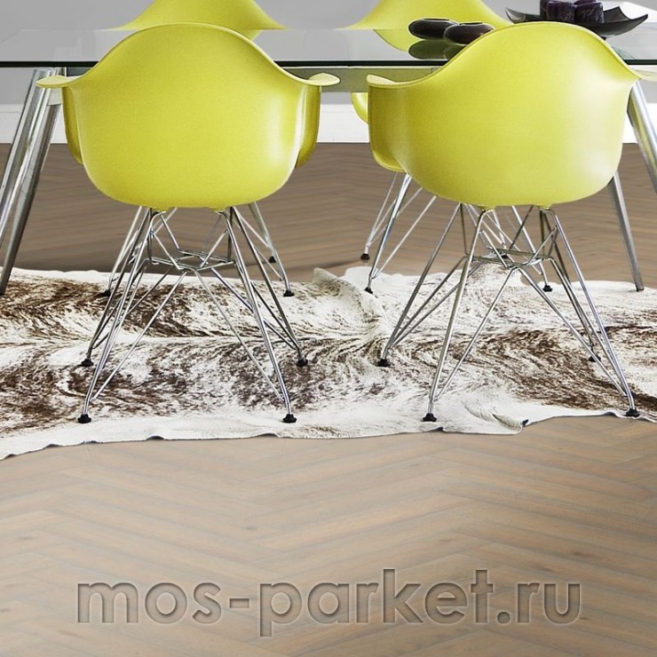 Английская елка Kahrs Herringbone Дуб CC Vintage White Lively