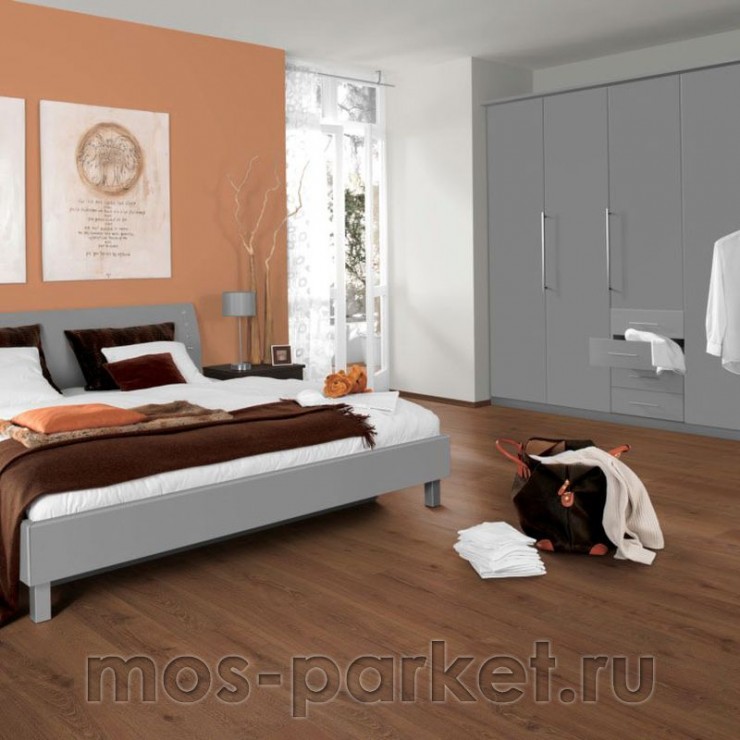 Напольное пробковое покрытие Egger Comfort+ Classic 8/31 EPC004 Дуб Клермон коричневый