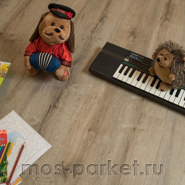 Виниловая SPCплитка Alta Step Perfecto SPC8803 Дуб классический