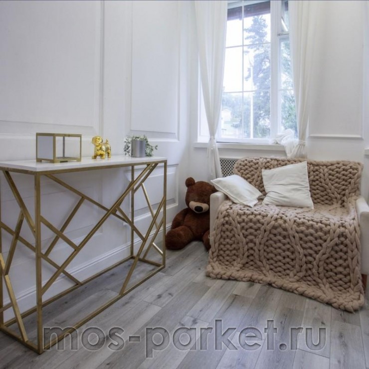 Кварцевый SPC ламинат Damy Floor Family T7020-5D Дуб состаренный серый