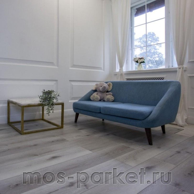 Кварцевый SPC ламинат Damy Floor Family T7020-2 Дуб классический серый