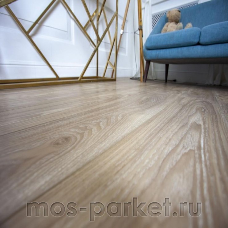 Кварцевый SPC ламинат Damy Floor Family 001-2 Дуб Селект
