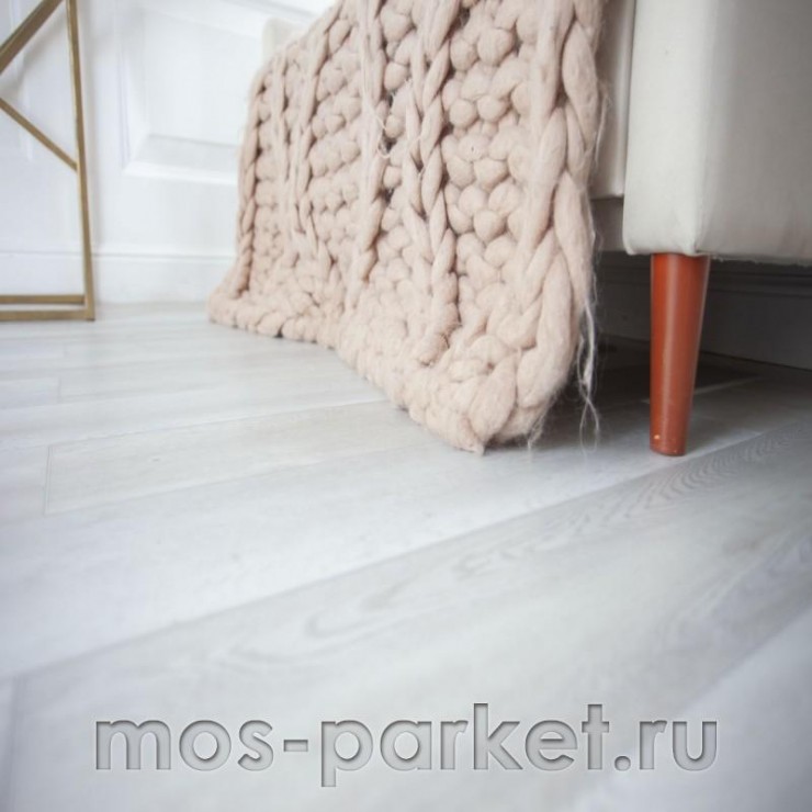 Кварцевый SPC ламинат Damy Floor Family TCM304-3 Дуб зимний