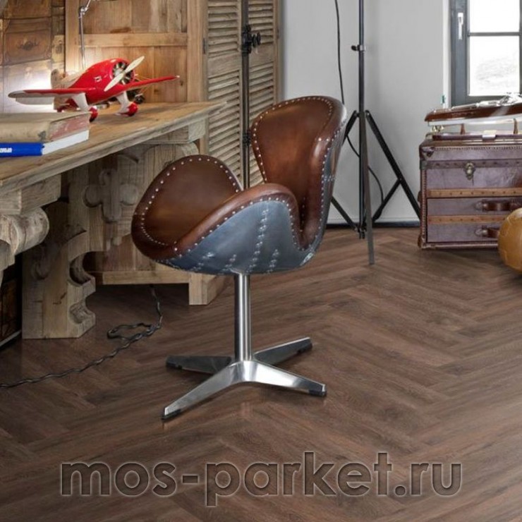 Замковый виниловый пол Kahrs Luxury Tiles Herringbone Saxon