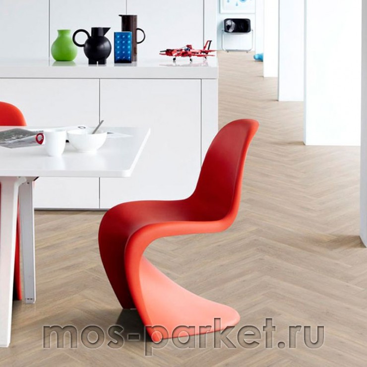 Замковый виниловый пол Kahrs Luxury Tiles Herringbone Taiga