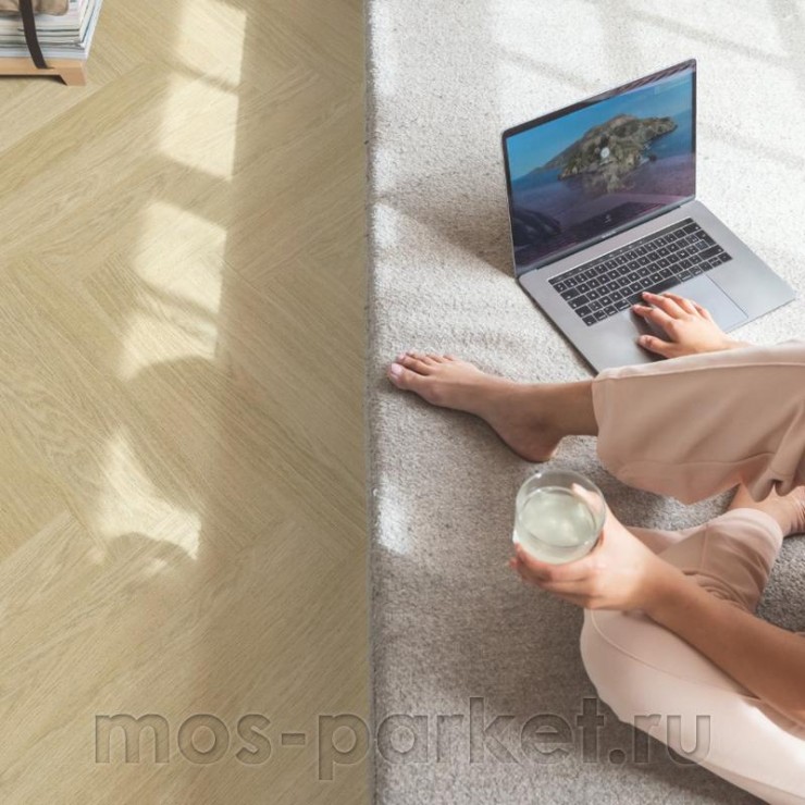 Клеевой виниловый пол Quick-Step Vinyl Flex Pristine SGHBC20331 Дуб безмятежный натуральный светлый