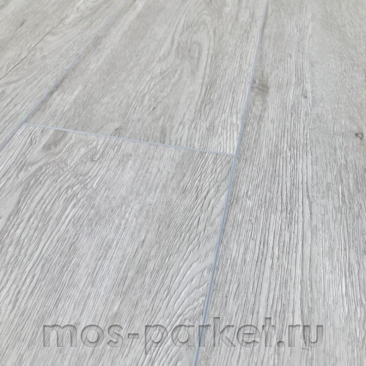 Виниловый SPC ламинат Royce Jersey J403 Дуб Джеймс