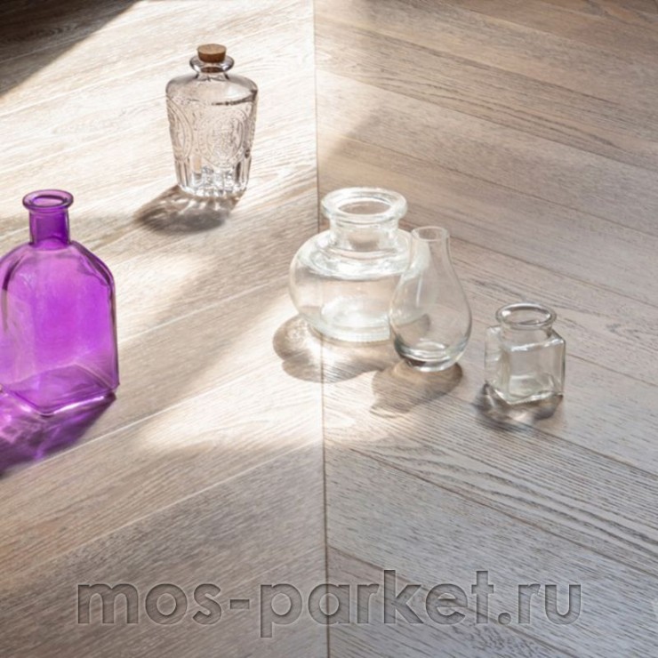 Виниловый пол Vinilam Parquet Chevron RI153616CL4 Шеврон Шампань